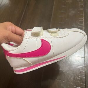 Nike Cortez Shoes 9c